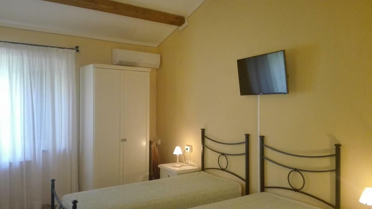 Agriturismo Monte Pino Telti Exteriör bild