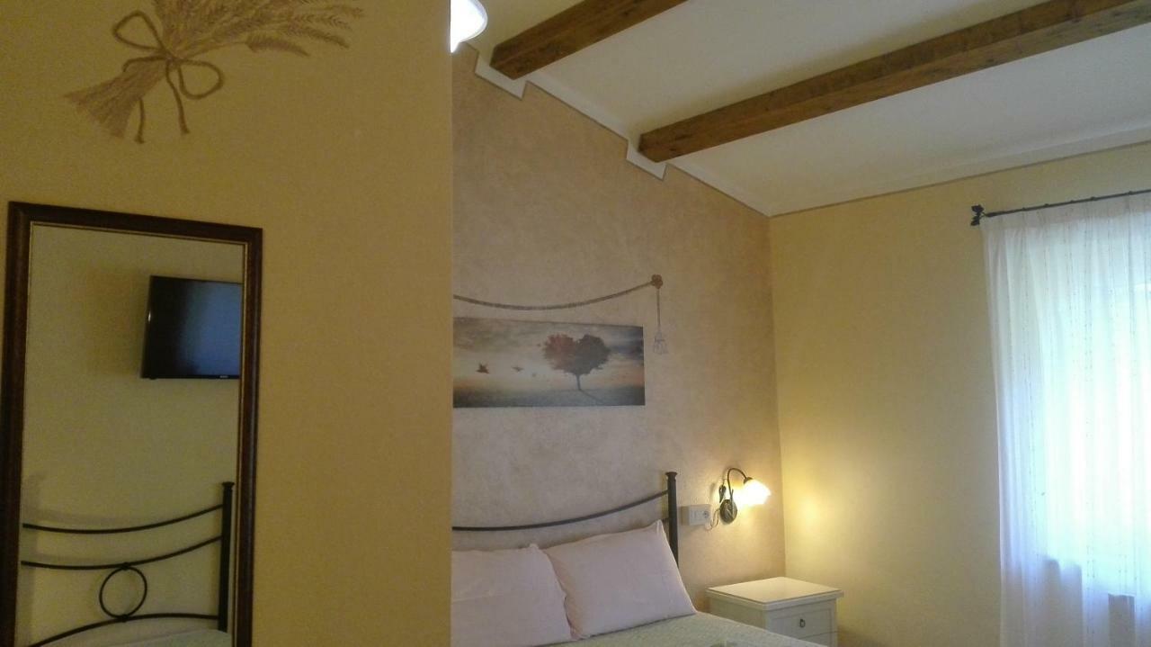 Agriturismo Monte Pino Telti Exteriör bild