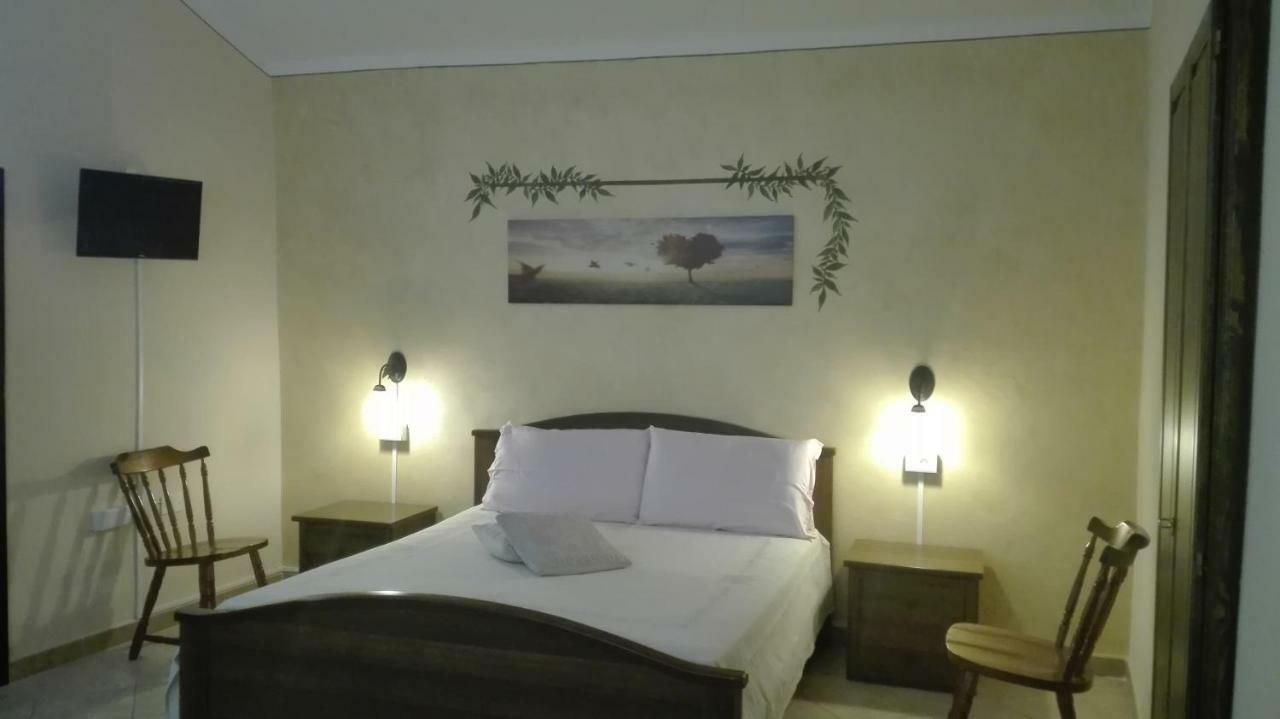 Agriturismo Monte Pino Telti Exteriör bild
